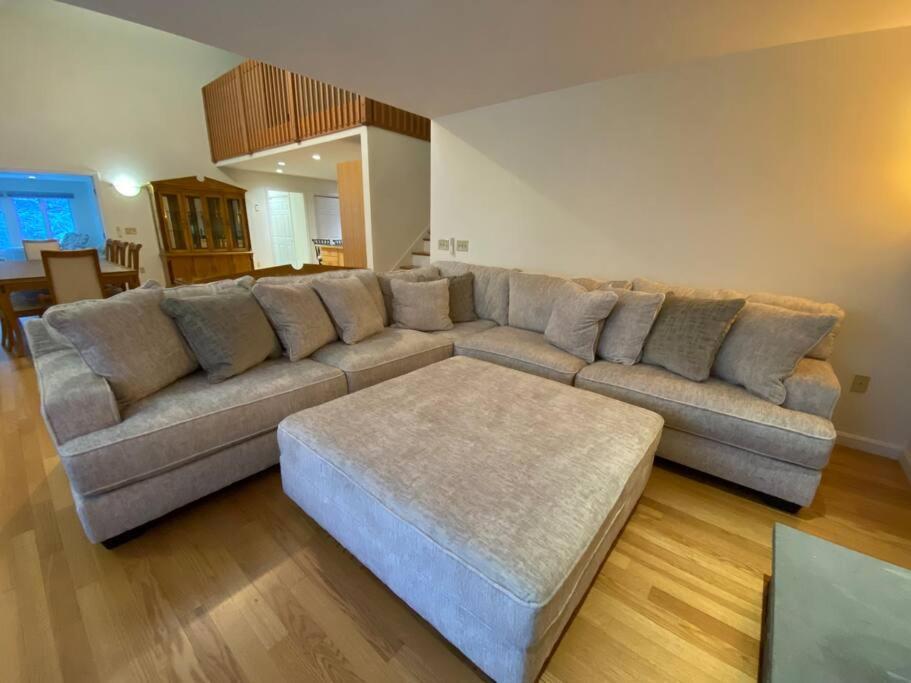 Beautiful Spacious Home W/ Game Room. Gilford Exteriér fotografie