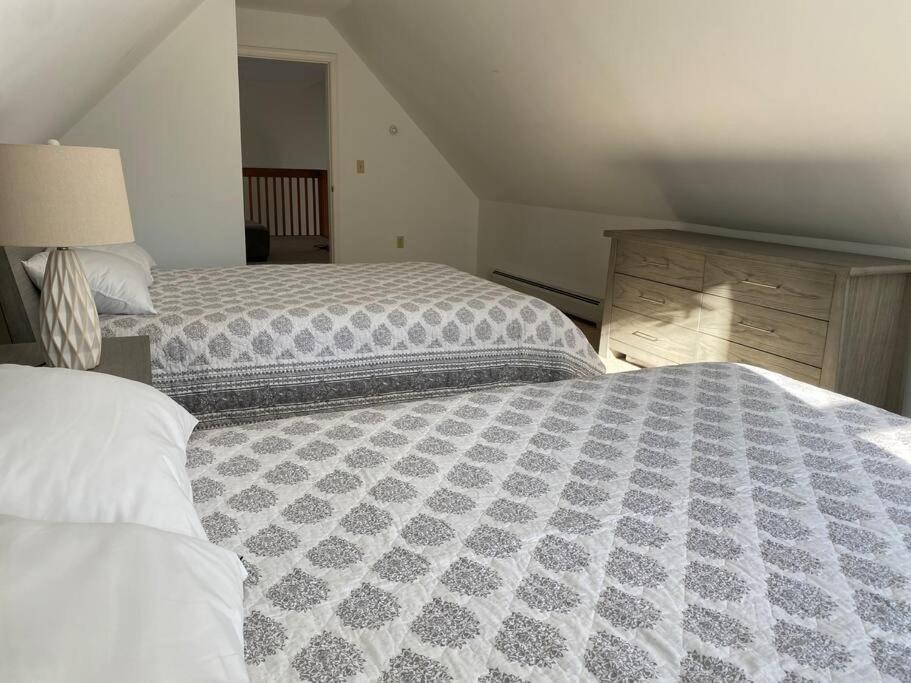Beautiful Spacious Home W/ Game Room. Gilford Exteriér fotografie