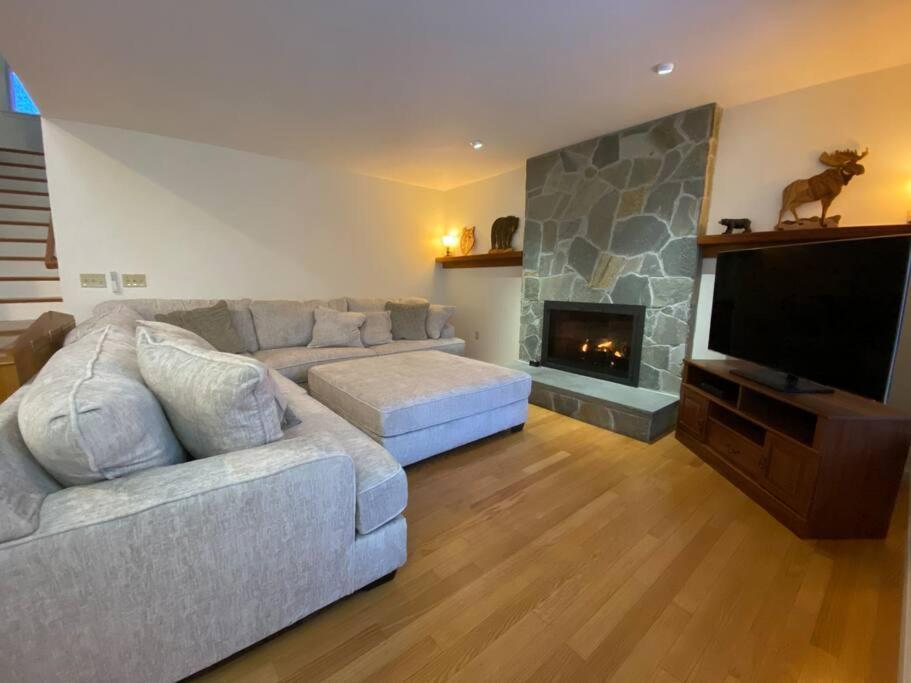 Beautiful Spacious Home W/ Game Room. Gilford Exteriér fotografie